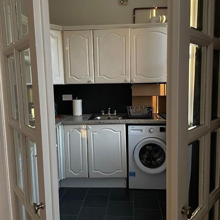 Appartamento Cozy Flat In The Heart Of Leith Edimburgo Esterno foto