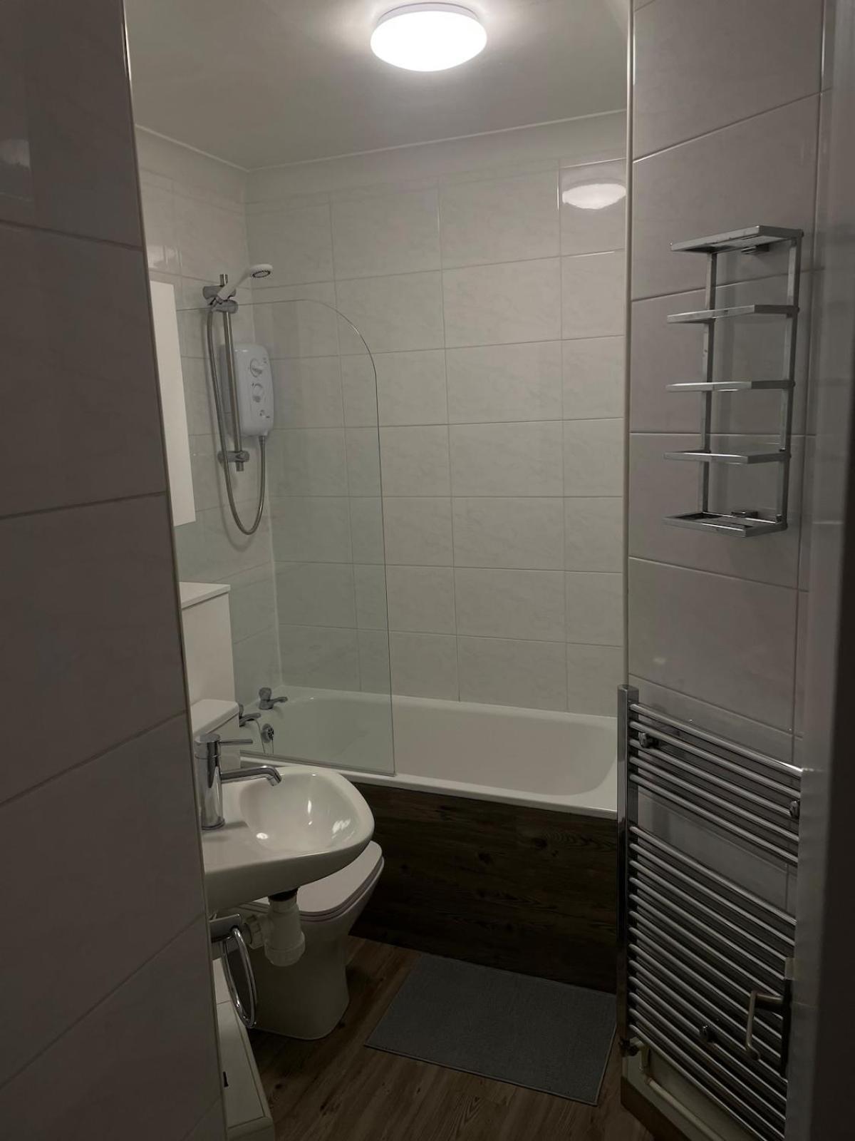 Appartamento Cozy Flat In The Heart Of Leith Edimburgo Esterno foto