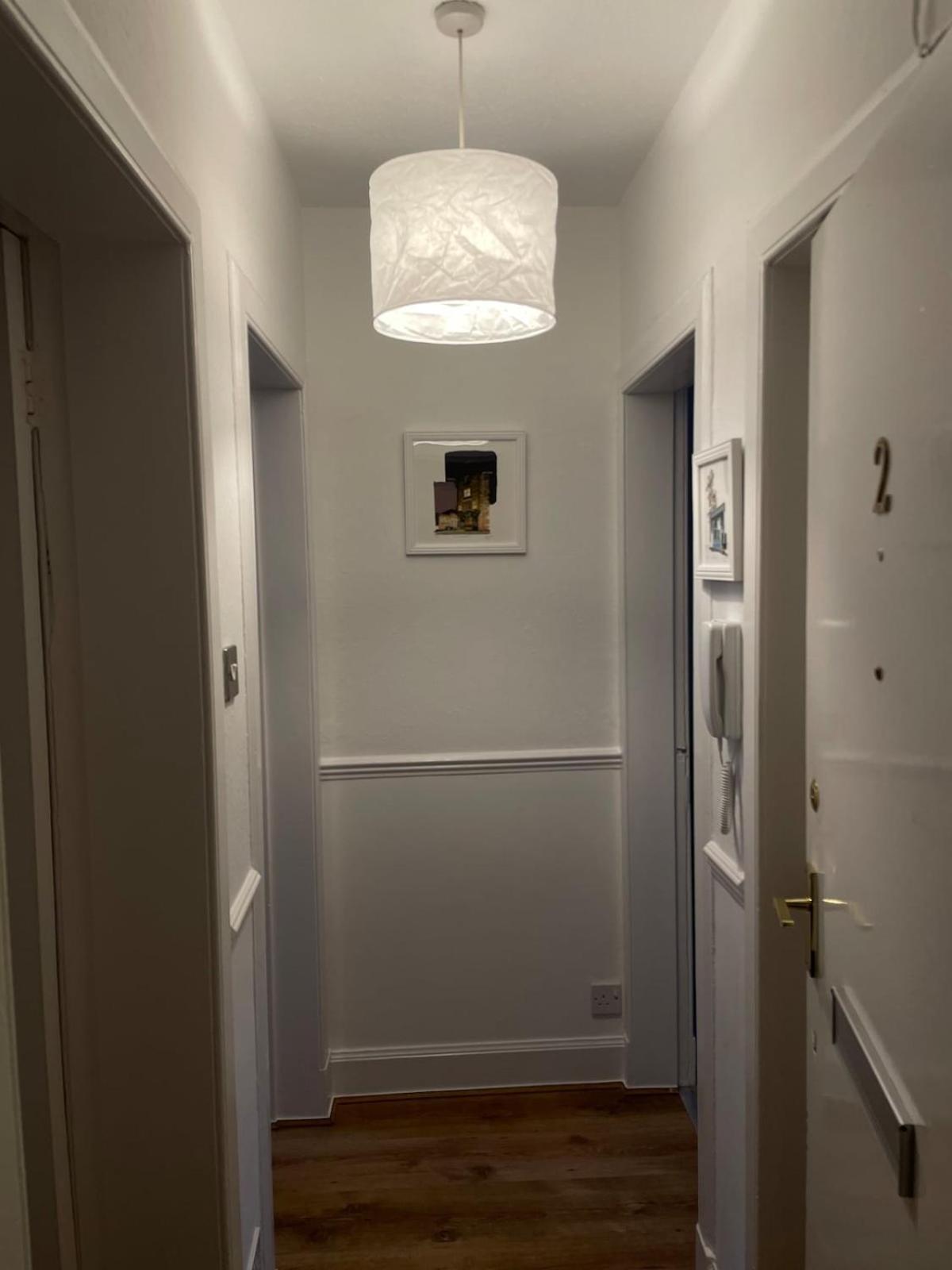 Appartamento Cozy Flat In The Heart Of Leith Edimburgo Esterno foto